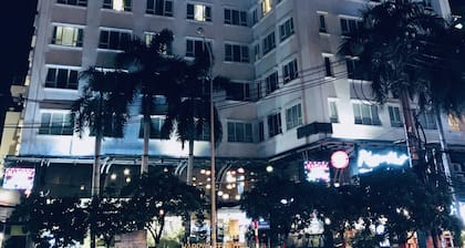 Happy Life Hotel