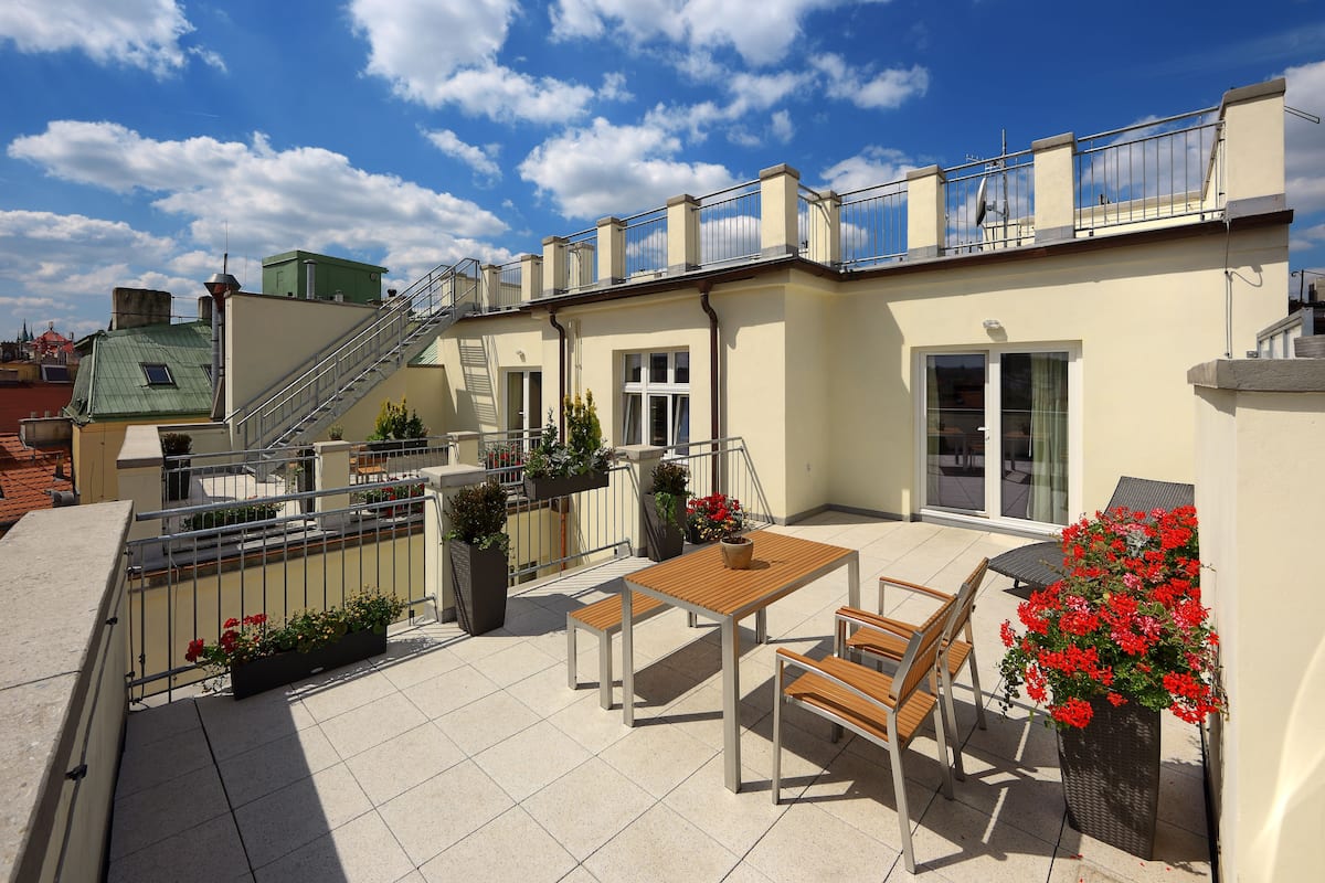 Deluxe appartement, 3 slaapkamers, terras | Terras