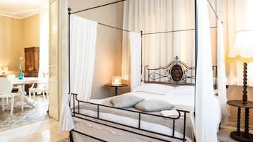 Frette Italian sheets, premium bedding, Select Comfort beds, minibar