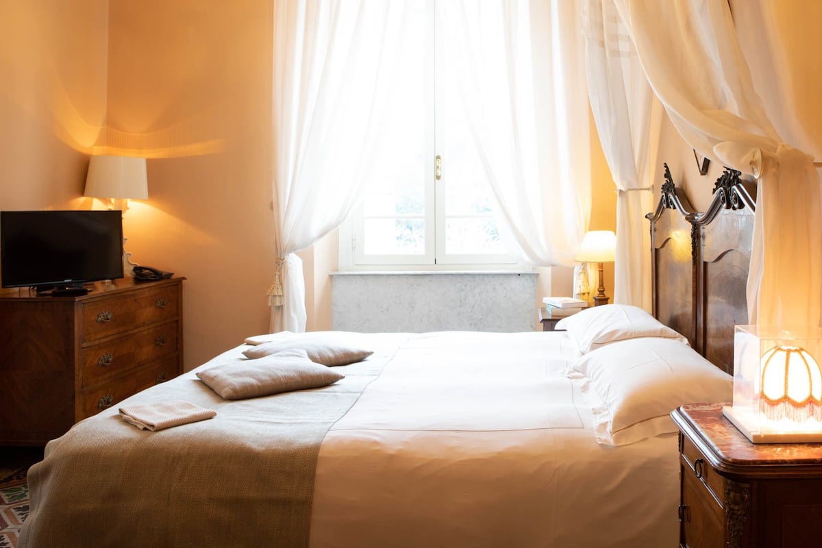 Superior Suite, Terrace | 1 bilik tidur, cadar Frette Itali, peralatan tempat tidur premium