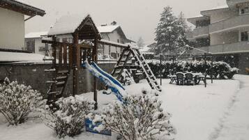 BBQ/picnic area