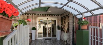 Hotel Etna