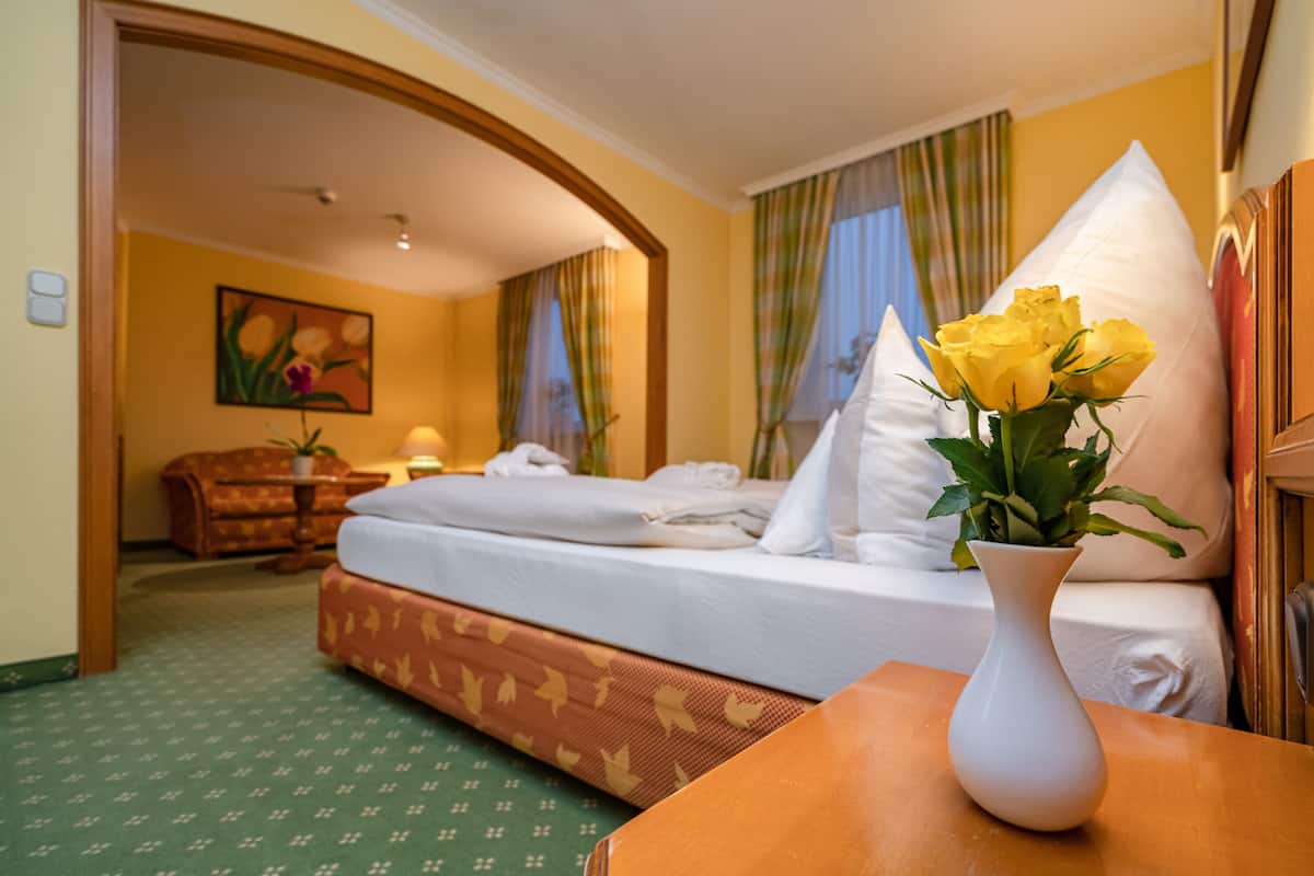 Junior Suite | 1 bilik tidur, meja, ruang kerja komputer riba, Wi-fi percuma