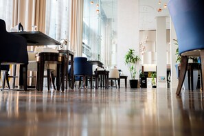 Daily buffet breakfast (SAR 45 per person)
