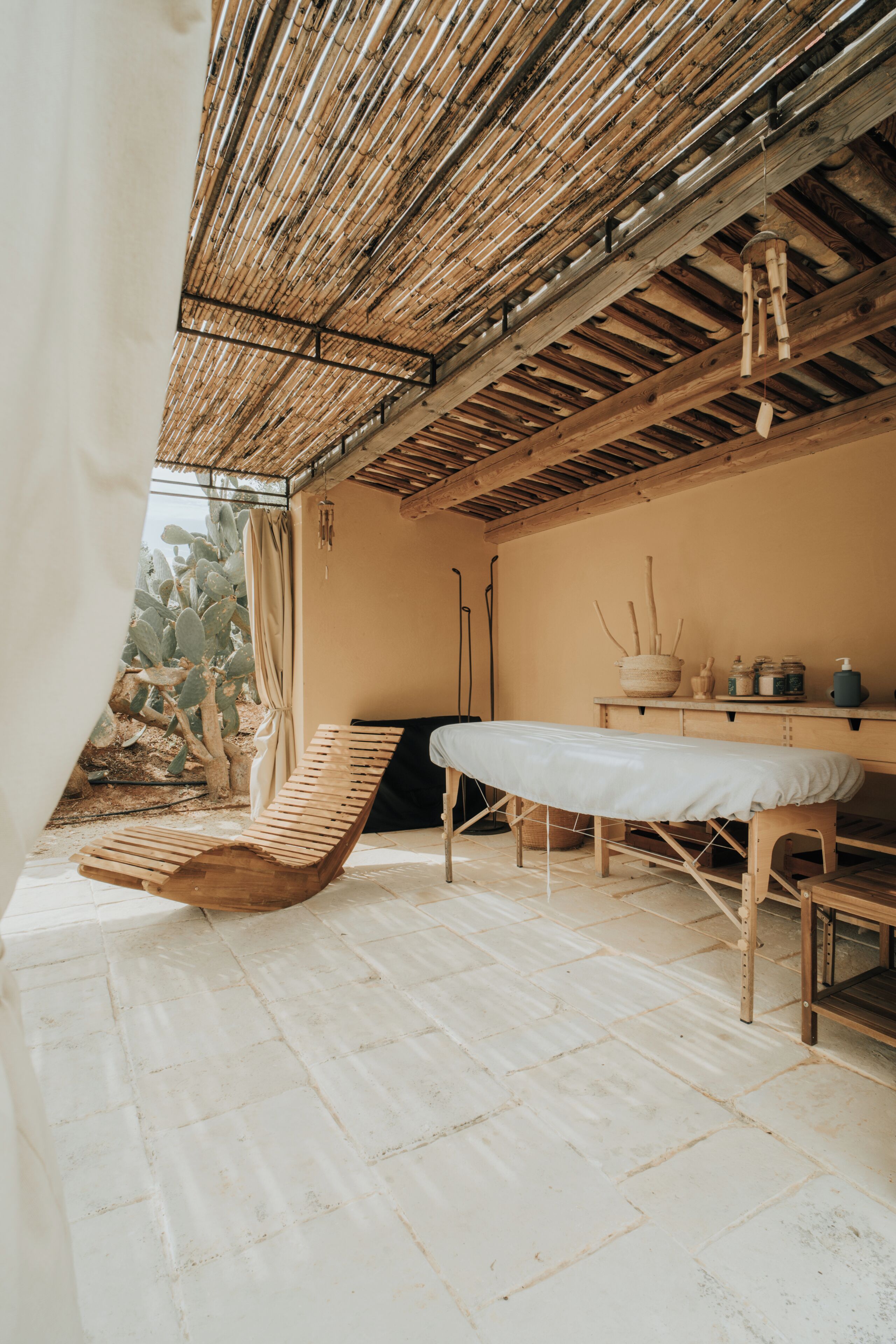 Massage dans la chambre