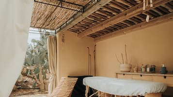 Massage dans la chambre