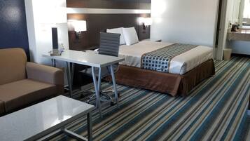Standard Suite, 1 King Bed, Non Smoking