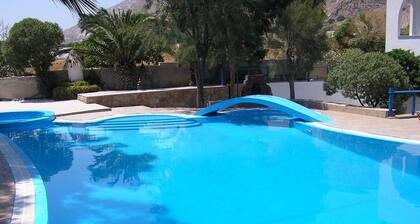 Gaia Hotel