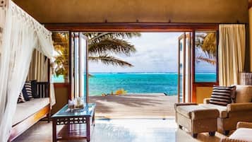 Luxury-Villa, 2 Schlafzimmer, Strandblick, Meerseite | Ausblick vom Zimmer