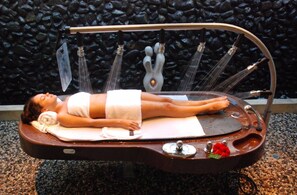 Couples treatment room(s), body treatments, hydrotherapy, aromatherapy