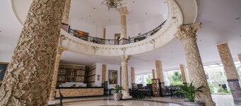 The GRAND PALACE Hotel - YOGYAKARTA