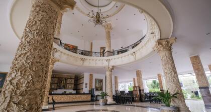 The GRAND PALACE Hotel - YOGYAKARTA