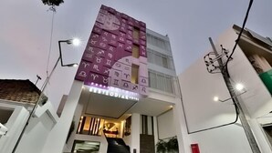 Exterior - Best Hotel Kedungsari (Surabaya)