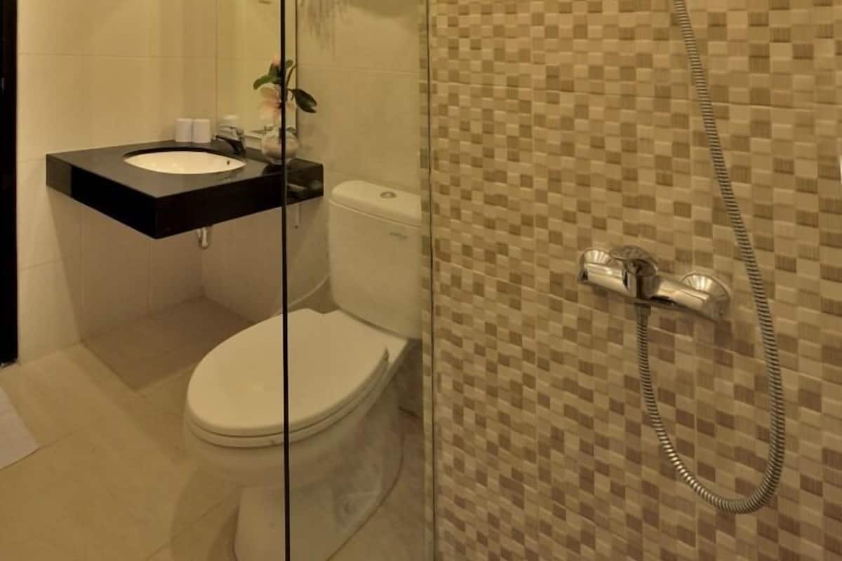 Superior Room | Bathroom