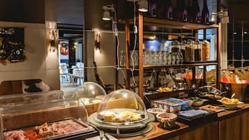 Daily buffet breakfast (EUR 22 per person)
