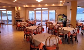 Lunch and dinner served, Mediterranean cuisine
