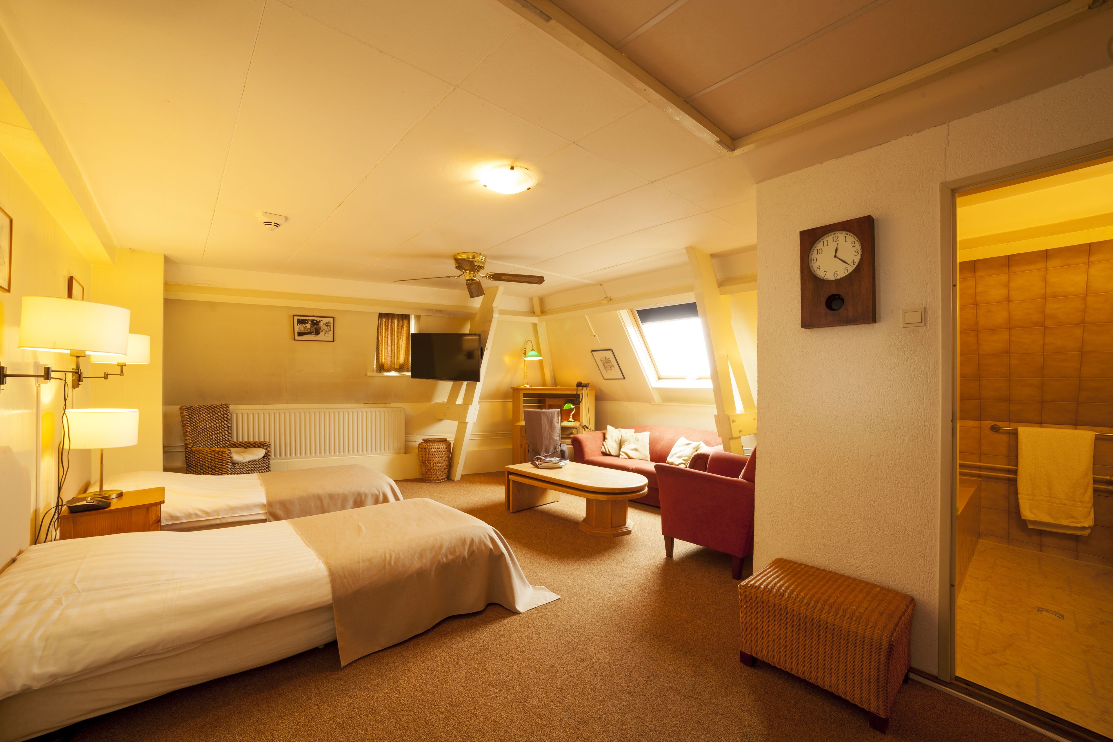 in-room safe, desk, iron/ironing board, free wifi