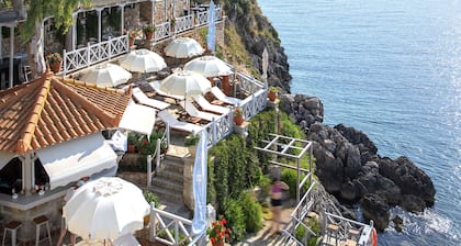 Karalis Beach Hotel
