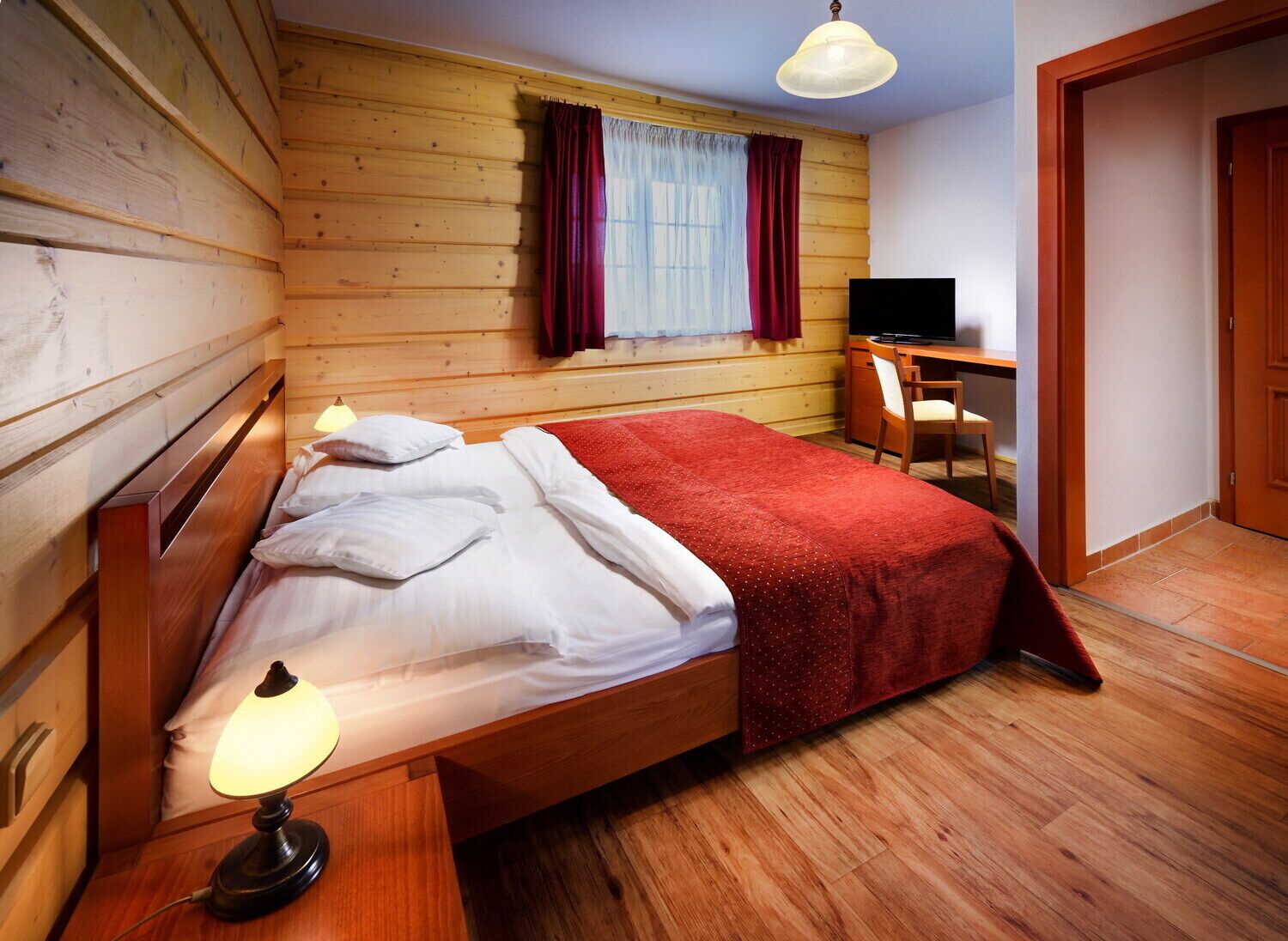 standard double room | minibar, in-room safe, desk, blackout curtains