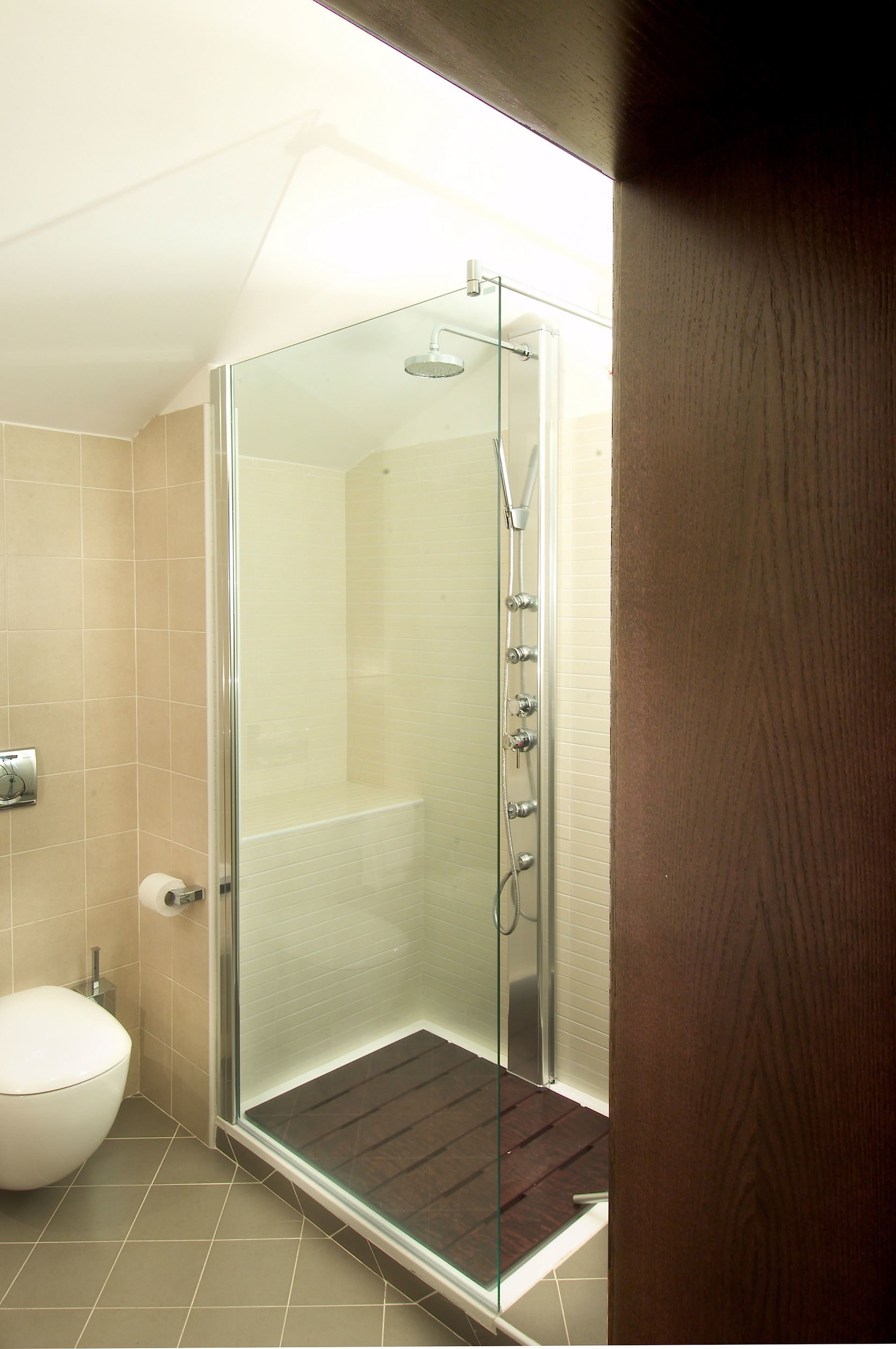 superior double or twin room | bathroom | shower, free toiletries, hair dryer, towels