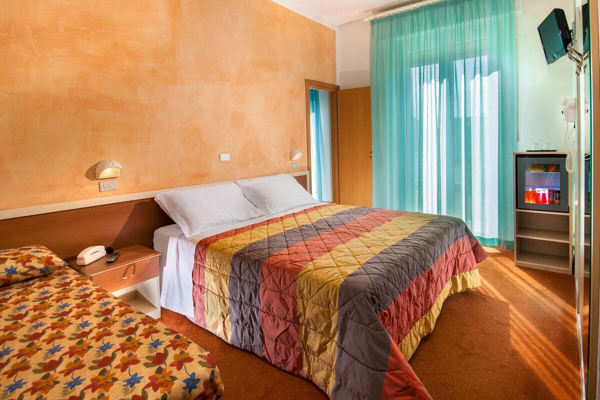 Minibar, in-room safe, soundproofing, cots/infant beds