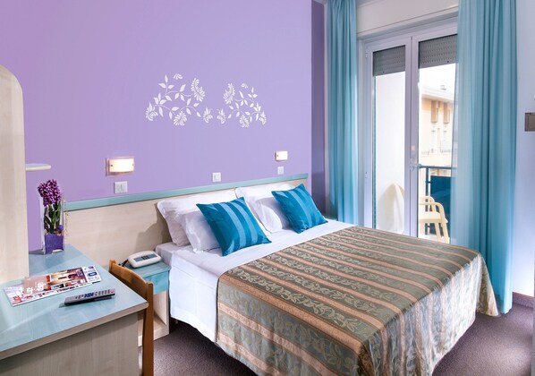 Zimmersafe, schallisolierte Zimmer, Babybetten, Zustellbetten