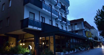 Hotel Diana