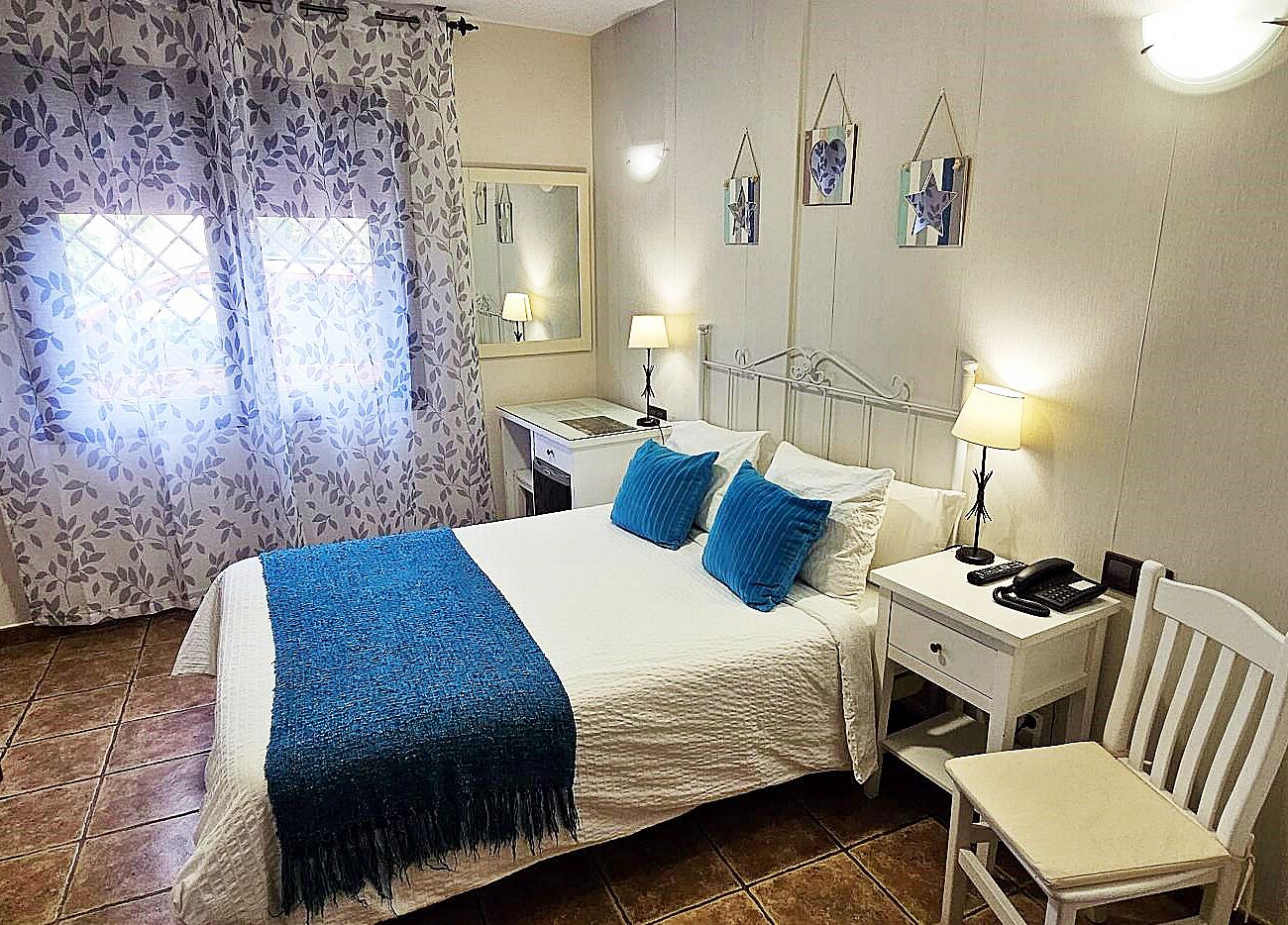 double room | premium bedding, in-room safe, desk, soundproofing