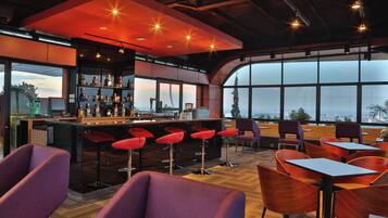 Bar lounge