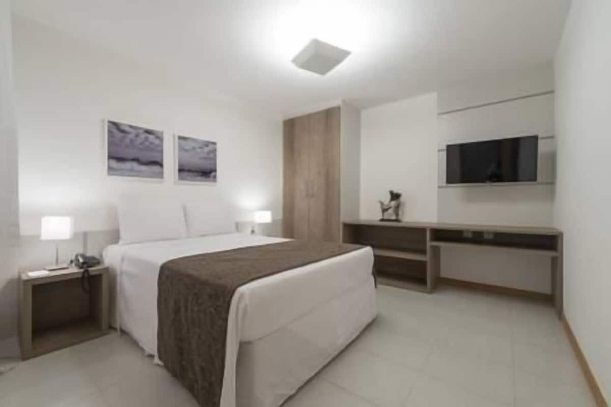 Minibar, in-room safe, desk, soundproofing