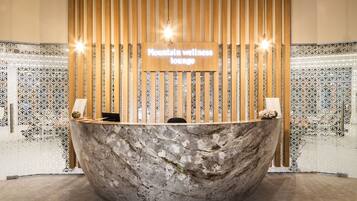 Sauna, bain à remous, hammam, soins corporels, enveloppements corporels