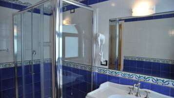 Dusche, Haartrockner