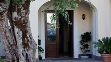 EntrĂ©e de lâhĂ©bergement