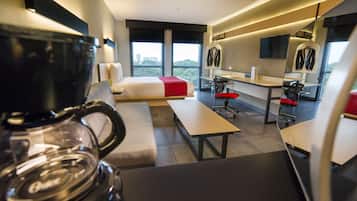 Couette en duvet d'oie, coffres-forts dans les chambres, bureau