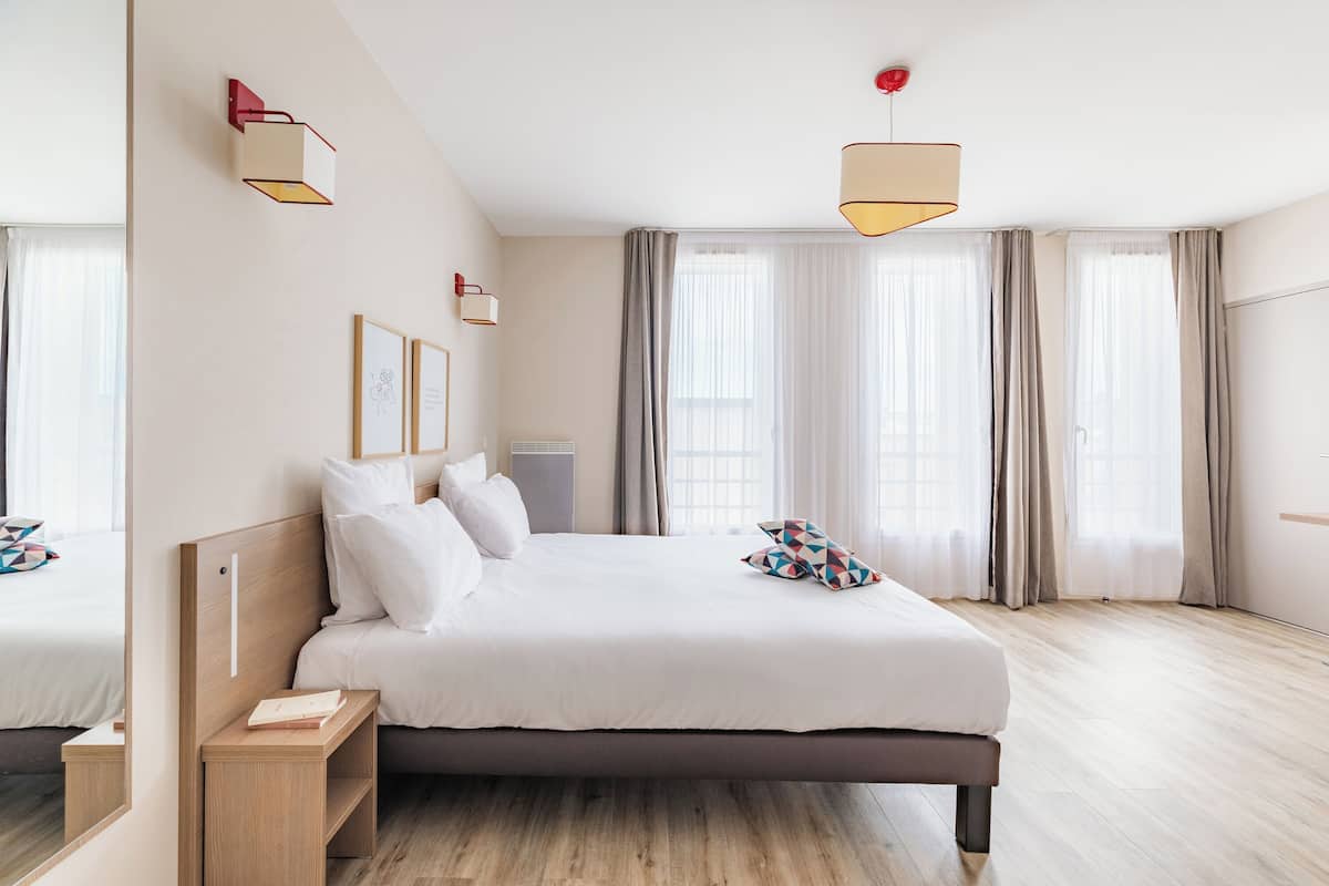 Superior Studio, 1 Double Bed | 1 bedroom, desk, soundproofing, iron/ironing board