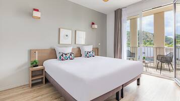 Studio Basic, balkon (Double) | 1 kamar tidur, meja kerja, kedap suara, dan setrika/meja setrika