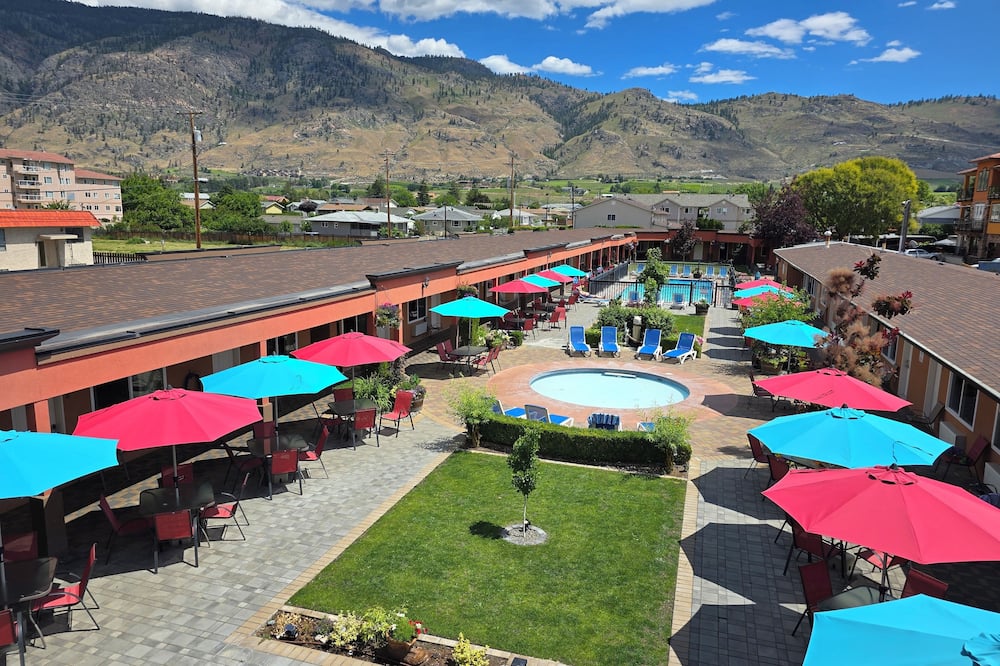 Sahara Courtyard Inn