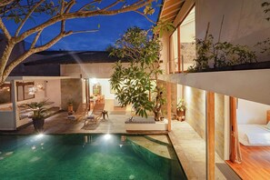 Outdoor pool, pool loungers - Bias Villa Seminyak (Seminyak)