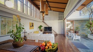 Villa Deluxe, 4 habitaciones, piscina privada | Zona de estar