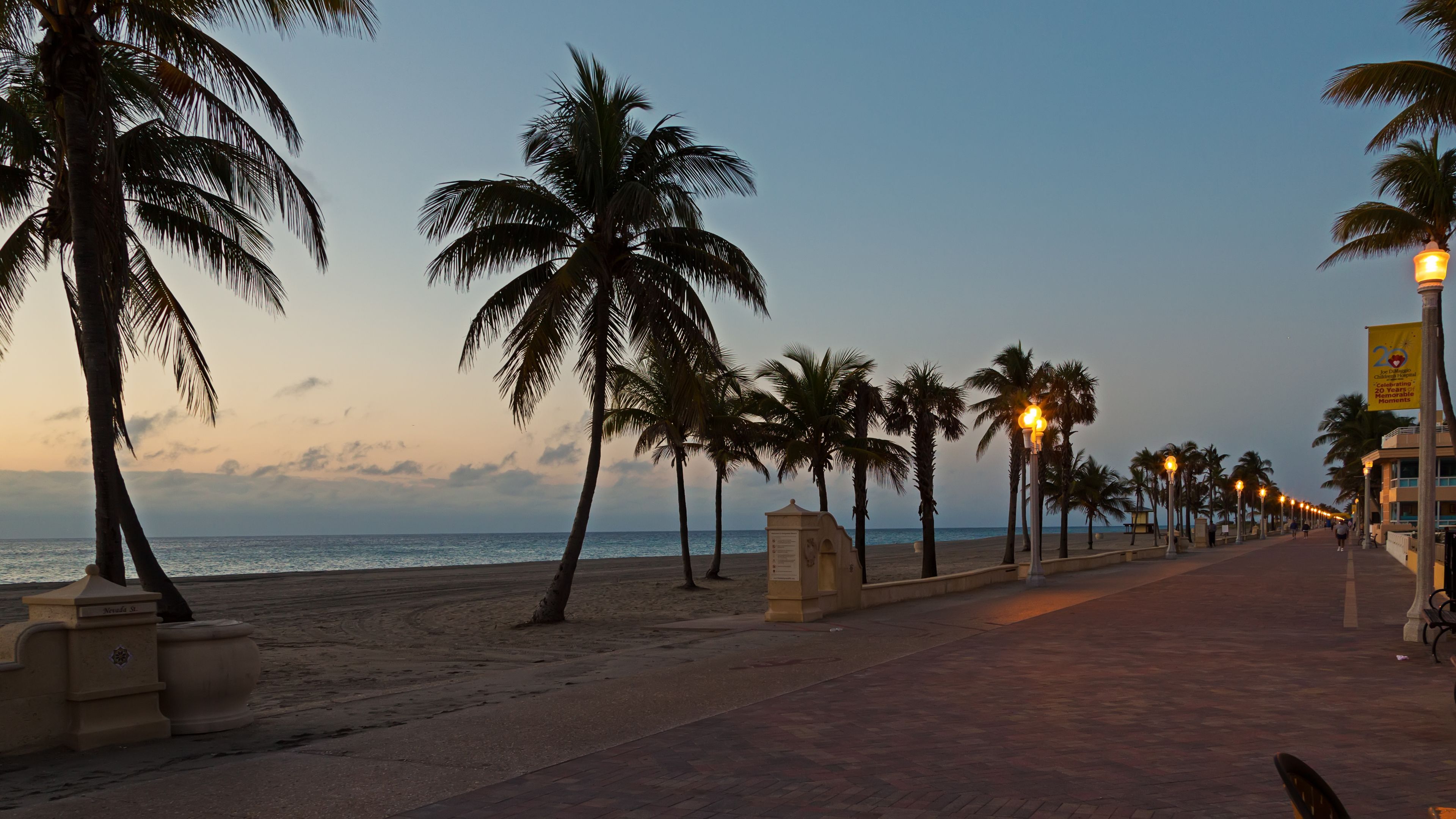 Foto - Riptide Oceanfront Hotel