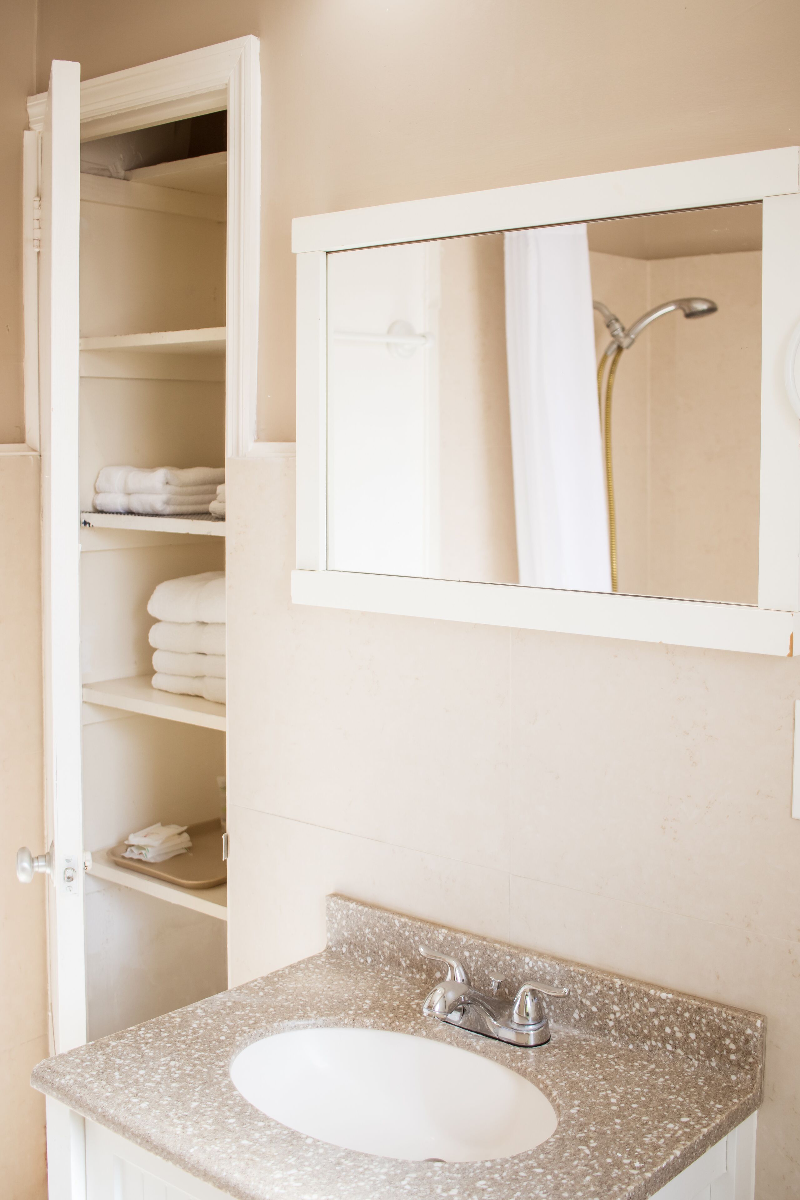 Foto - Riptide Oceanfront Hotel