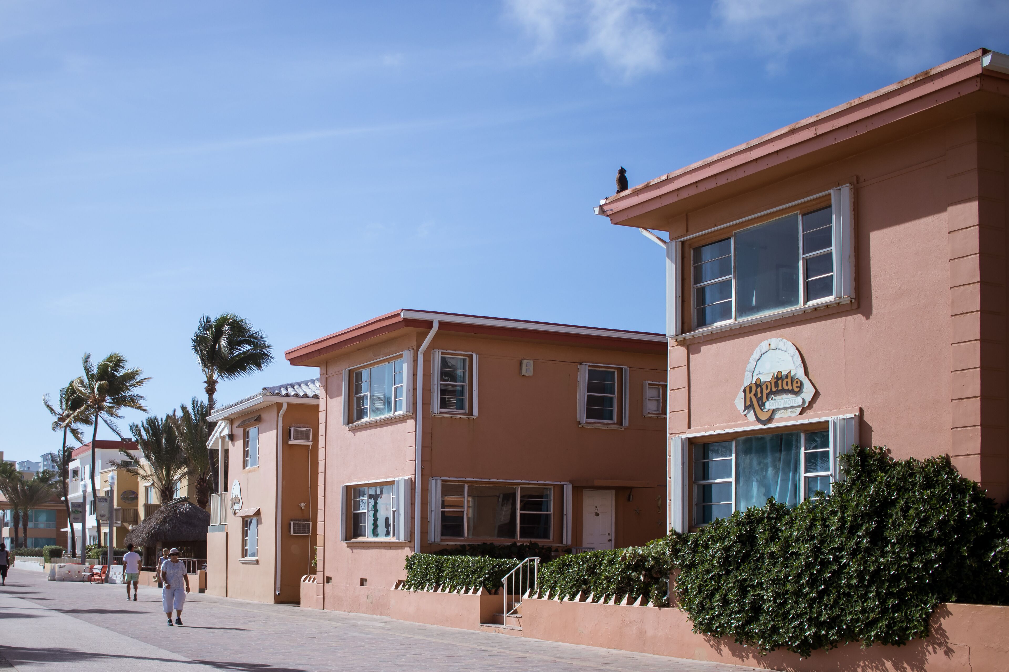 Foto - Riptide Oceanfront Hotel