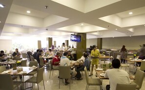 Almoço e jantar, culinária internacional