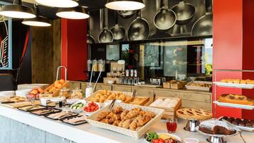 Daily buffet breakfast for a fee