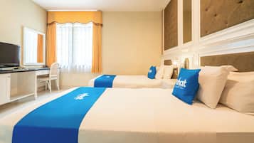 Minibar, desk, free WiFi