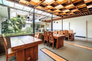 Restaurant - Ottenville Boutique Hotel (Bandung)