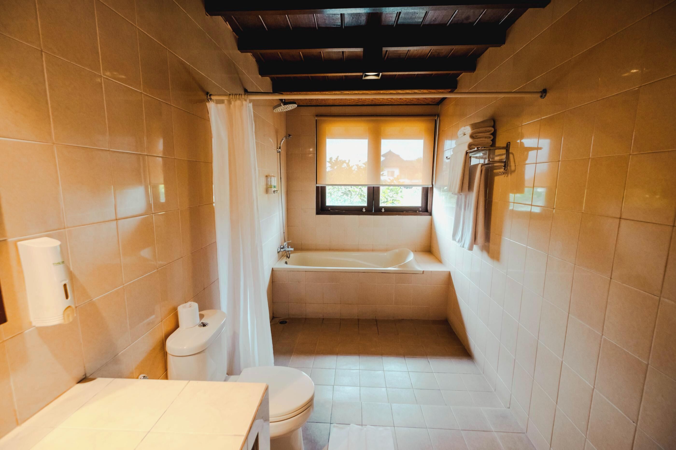 family room | bathroom | towels, soap, shampoo, toilet paper