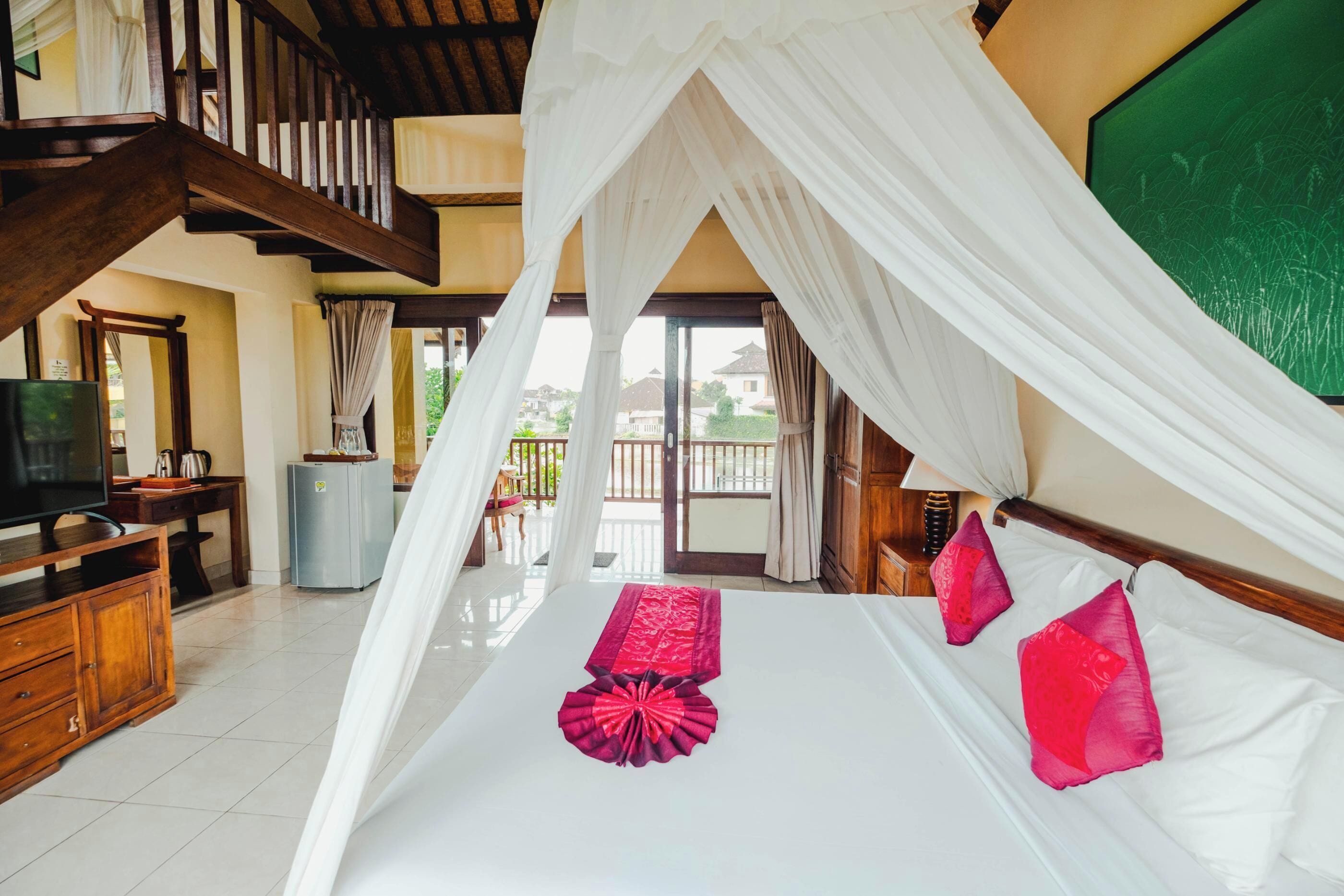 family room | minibar, in-room safe, desk, iron/ironing board