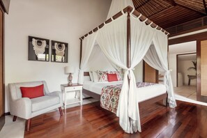 Premium bedding, minibar, in-room safe, individually decorated - The Pavilions Bali (Denpasar)