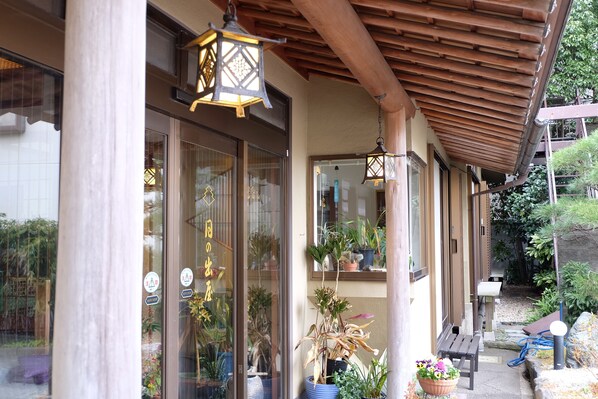 Terrace/patio - Hinodeya Ryokan (Ito)